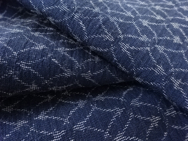  七宝模様織出しちぢみ単衣着物